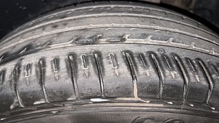 Used 2020 Kia Seltos HTX G Petrol Manual tyres LEFT REAR TYRE TREAD VIEW