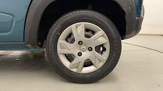 Used 2021 renault Kwid 1.0 RXT Opt Petrol Manual tyres LEFT REAR TYRE RIM VIEW