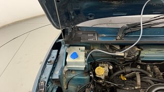 Used 2021 renault Kwid 1.0 RXT Opt Petrol Manual engine ENGINE RIGHT SIDE HINGE & APRON VIEW