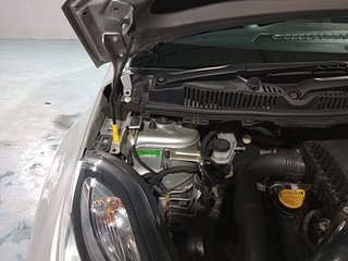 Used 2019 Tata Nexon [2017-2020] XZA Plus AMT Petrol Petrol Automatic engine ENGINE RIGHT SIDE HINGE & APRON VIEW