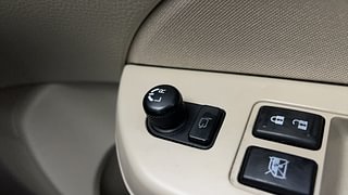 Used 2016 Maruti Suzuki Swift Dzire VXI AT Petrol Automatic top_features Adjustable ORVM