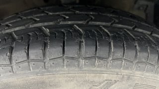 Used 2016 Maruti Suzuki Swift Dzire VXI AT Petrol Automatic tyres RIGHT FRONT TYRE TREAD VIEW