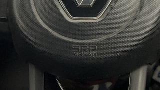 Used 2020 Renault Kwid CLIMBER 1.0 AMT Opt Petrol Automatic top_features Airbags