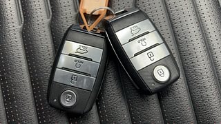 Used 2022 Kia Sonet GTX Plus 1.5 AT Diesel Automatic extra CAR KEY VIEW