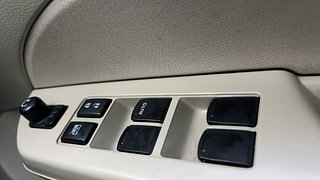 Used 2016 Maruti Suzuki Swift Dzire VXI AT Petrol Automatic top_features Power windows