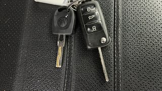 Used 2018 volkswagen Polo Highline Plus 1.0 MPI Petrol Manual extra CAR KEY VIEW