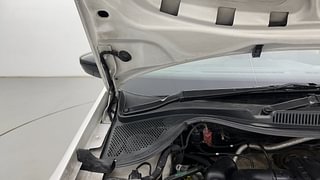 Used 2018 volkswagen Polo Highline Plus 1.0 MPI Petrol Manual engine ENGINE RIGHT SIDE HINGE & APRON VIEW
