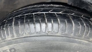 Used 2016 hyundai i10 Sportz 1.1 Petrol Petrol Manual tyres RIGHT FRONT TYRE TREAD VIEW