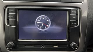 Used 2018 volkswagen Polo Highline Plus 1.0 MPI Petrol Manual top_features Touch screen infotainment system