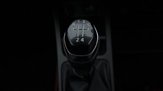 Used 2022 Renault Kwid 1.0 RXT SCE Petrol Manual interior GEAR  KNOB VIEW