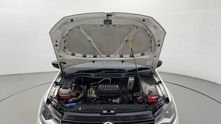 Used 2018 volkswagen Polo Highline Plus 1.0 MPI Petrol Manual engine ENGINE & BONNET OPEN FRONT VIEW