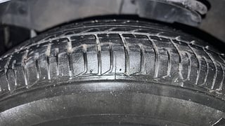 Used 2016 hyundai i10 Sportz 1.1 Petrol Petrol Manual tyres LEFT FRONT TYRE TREAD VIEW