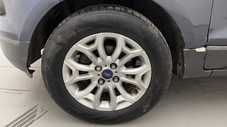 Used 2014 Ford EcoSport [2013-2015] Titanium 1.5L TDCi Diesel Manual tyres LEFT FRONT TYRE RIM VIEW