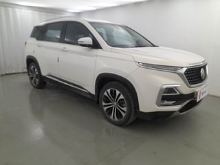 Used 2021 mg-motors Hector 1.5 Sharp petrol turbo DCT Petrol Automatic exterior RIGHT FRONT CORNER VIEW