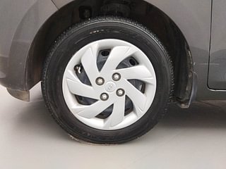 Used 2020 Hyundai New Santro 1.1 Sportz MT Petrol Manual tyres LEFT FRONT TYRE RIM VIEW