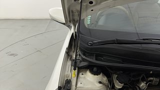 Used 2014 Hyundai Verna [2011-2015] Fluidic 1.6 VTVT SX Petrol Manual engine ENGINE RIGHT SIDE HINGE & APRON VIEW