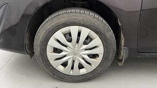 Used 2019 Toyota Yaris [2018-2021] J Petrol Manual tyres LEFT FRONT TYRE RIM VIEW