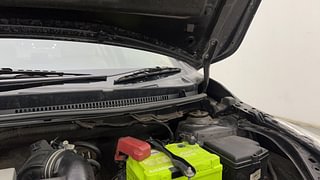 Used 2019 Toyota Yaris [2018-2021] J Petrol Manual engine ENGINE LEFT SIDE HINGE & APRON VIEW