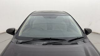 Used 2019 Toyota Yaris [2018-2021] J Petrol Manual exterior FRONT WINDSHIELD VIEW
