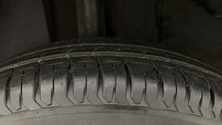 Used 2020 Tata Altroz XE 1.2 Petrol Manual tyres RIGHT REAR TYRE TREAD VIEW