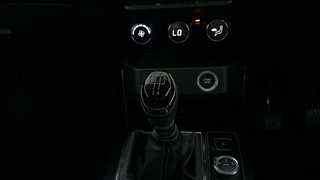 Used 2022 Renault Kiger RXZ MT Petrol Manual interior GEAR  KNOB VIEW