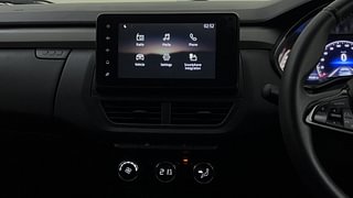 Used 2022 Renault Kiger RXZ MT Petrol Manual interior MUSIC SYSTEM & AC CONTROL VIEW
