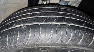 Used 2022 Renault Kiger RXZ MT Petrol Manual tyres RIGHT FRONT TYRE TREAD VIEW
