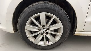 Used 2015 Volkswagen Polo [2014-2020] Highline 1.5 (D) Diesel Manual tyres LEFT FRONT TYRE RIM VIEW