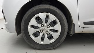 Used 2016 Hyundai Xcent [2014-2017] S Petrol+CNG (Outside Fitted) Petrol+cng Manual tyres LEFT FRONT TYRE RIM VIEW