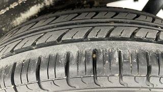 Used 2014 Maruti Suzuki Wagon R 1.0 [2010-2019] LXi Petrol Manual tyres LEFT REAR TYRE TREAD VIEW