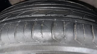 Used 2016 Hyundai Creta [2015-2018] 1.6 SX Plus Diesel Manual tyres LEFT FRONT TYRE TREAD VIEW
