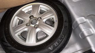 Used 2013 Maruti Suzuki Swift Dzire [2008-2012] ZXI Petrol Manual tyres SPARE TYRE VIEW