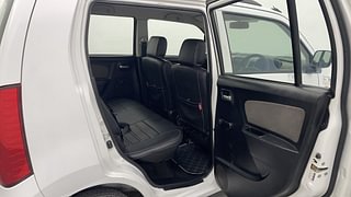 Used 2014 Maruti Suzuki Wagon R 1.0 [2010-2019] LXi Petrol Manual interior RIGHT SIDE REAR DOOR CABIN VIEW