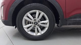 Used 2016 Hyundai Creta [2015-2018] 1.6 SX Plus Diesel Manual tyres LEFT FRONT TYRE RIM VIEW