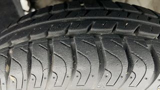 Used 2015 Datsun GO [2014-2019] T Petrol Manual tyres LEFT FRONT TYRE TREAD VIEW