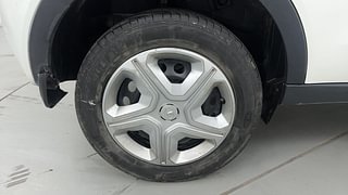 Used 2019 Tata Nexon [2017-2020] XM Petrol Petrol Manual tyres RIGHT REAR TYRE RIM VIEW