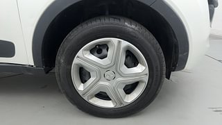 Used 2019 Tata Nexon [2017-2020] XM Petrol Petrol Manual tyres RIGHT FRONT TYRE RIM VIEW