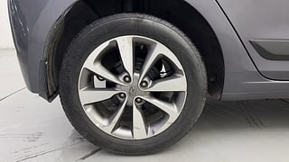 Used 2015 Hyundai Elite i20 [2014-2018] Asta 1.2 Petrol Manual tyres RIGHT REAR TYRE RIM VIEW