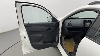 Used 2016 Renault Kwid [2015-2019] RXT Petrol Manual interior LEFT FRONT DOOR OPEN VIEW