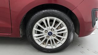 Used 2021 Ford Figo Aspire [2019-2021] Titanium 1.2 Ti-VCT Petrol Manual tyres RIGHT FRONT TYRE RIM VIEW