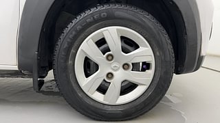 Used 2016 Renault Kwid [2015-2019] RXT Petrol Manual tyres RIGHT FRONT TYRE RIM VIEW