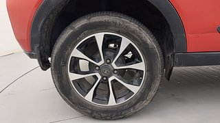 Used 2020 Tata Nexon XZA Plus AMT Petrol Petrol Automatic tyres RIGHT REAR TYRE RIM VIEW