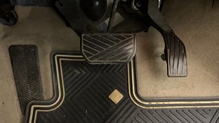 Used 2016 Maruti Suzuki Ciaz ZXI+ AT Petrol Automatic interior PEDALS VIEW