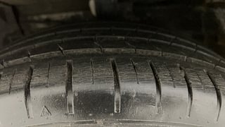 Used 2016 Maruti Suzuki Ciaz ZXI+ AT Petrol Automatic tyres LEFT FRONT TYRE TREAD VIEW