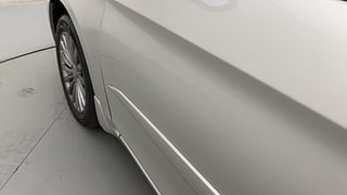 Used 2016 Maruti Suzuki Ciaz ZXI+ AT Petrol Automatic dents MINOR SCRATCH