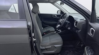 Used 2021 Hyundai Venue [2019-2022] SX 1.0  Turbo iMT Petrol Manual interior RIGHT SIDE FRONT DOOR CABIN VIEW