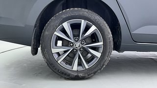Used 2022 Skoda Slavia Style 1.5L TSI AT Petrol Automatic tyres RIGHT REAR TYRE RIM VIEW