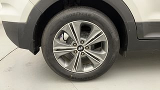 Used 2017 Hyundai Creta [2015-2018] 1.6 SX Plus Special Edition Diesel Manual tyres RIGHT REAR TYRE RIM VIEW