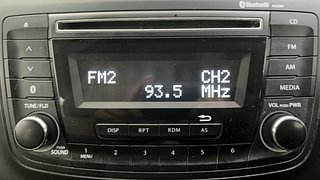 Used 2019 Maruti Suzuki Dzire [2017-2020] VXI Petrol Manual top_features Integrated (in-dash) music system