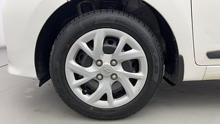 Used 2018 Hyundai Grand i10 Sportz 1.2 Kappa VTVT Petrol Manual tyres LEFT FRONT TYRE RIM VIEW